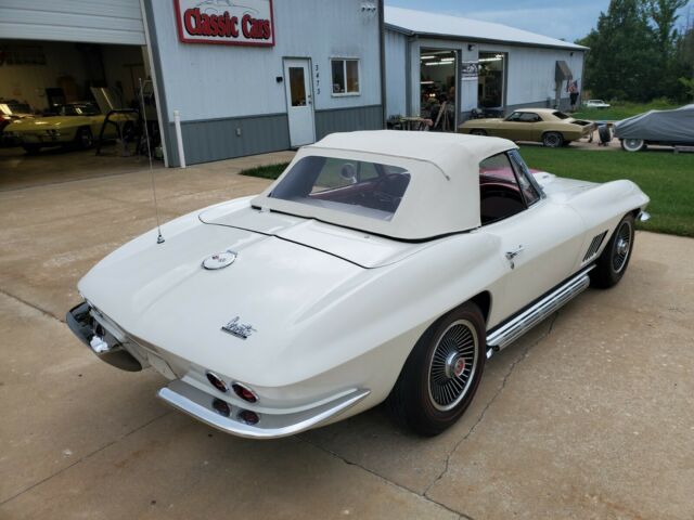 Chevrolet Corvette 1967 image number 6