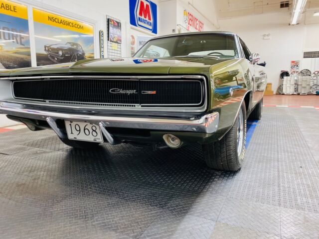 Dodge Charger 1968 image number 35