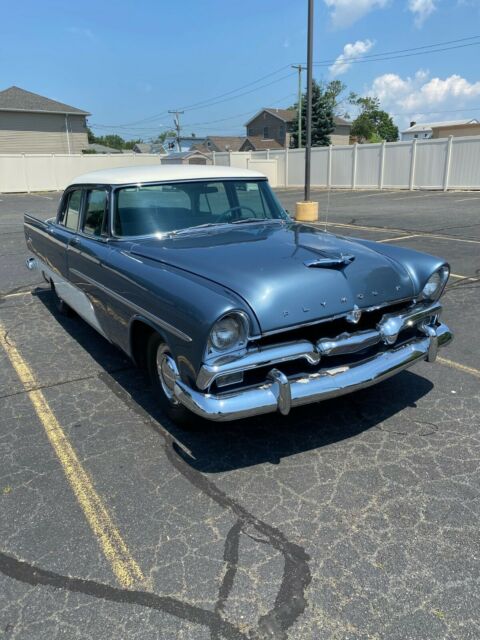 Plymouth Savoy 1956 image number 0