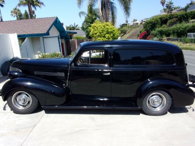 Chevrolet Sedan Delivery 1939 image number 0