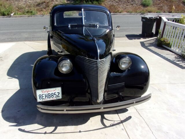 Chevrolet Sedan Delivery 1939 image number 2