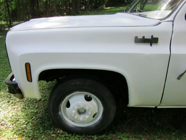 Chevrolet Silverado 3500 1974 image number 5