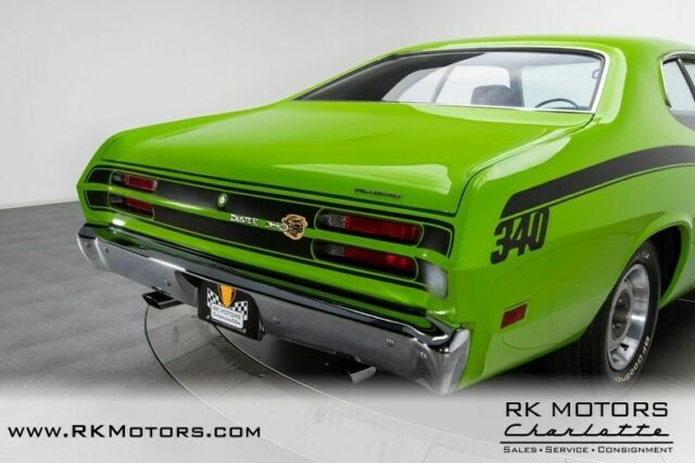 Plymouth Duster 1971 image number 19