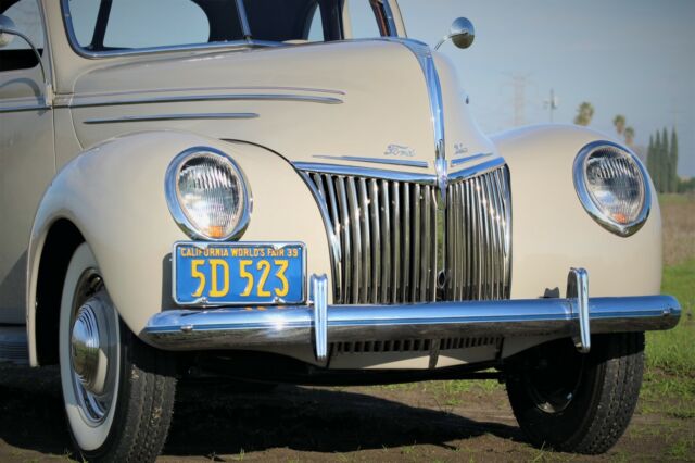 Ford Deluxe 1939 image number 26