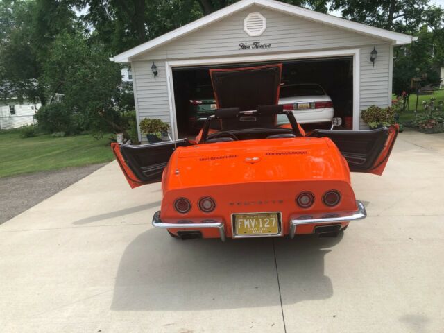 Chevrolet Corvette 1970 image number 10