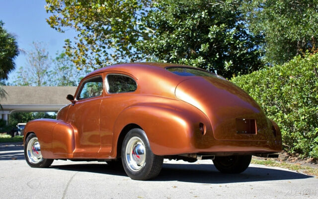 Chevrolet Fleetline Aero-Sedan 1947 image number 28