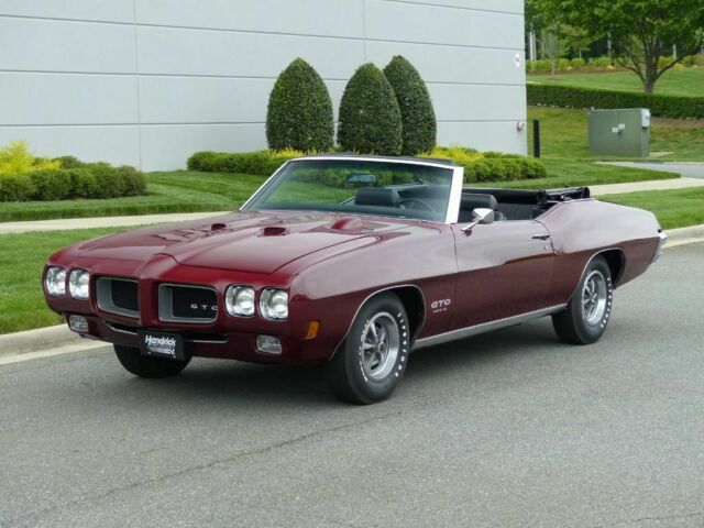 Pontiac GTO 1970 image number 2