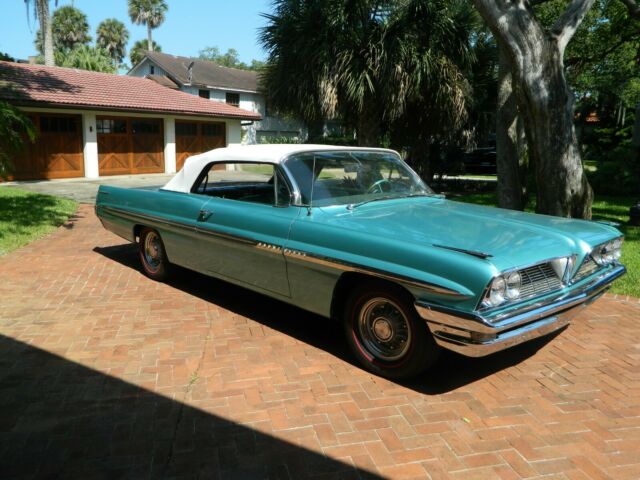 Pontiac Bonneville 1961 image number 27