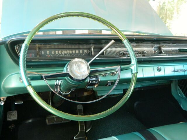 Pontiac Bonneville 1961 image number 41