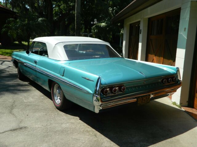 Pontiac Bonneville 1961 image number 8