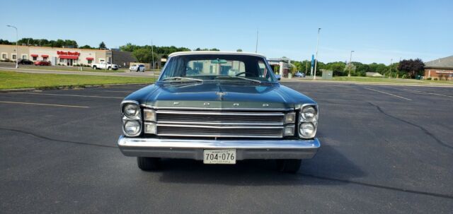 Ford Galaxie 1966 image number 29