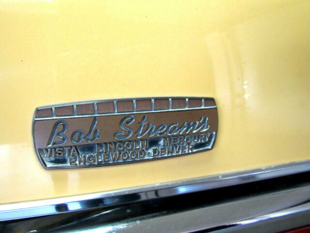 Lincoln Continental 1972 image number 13