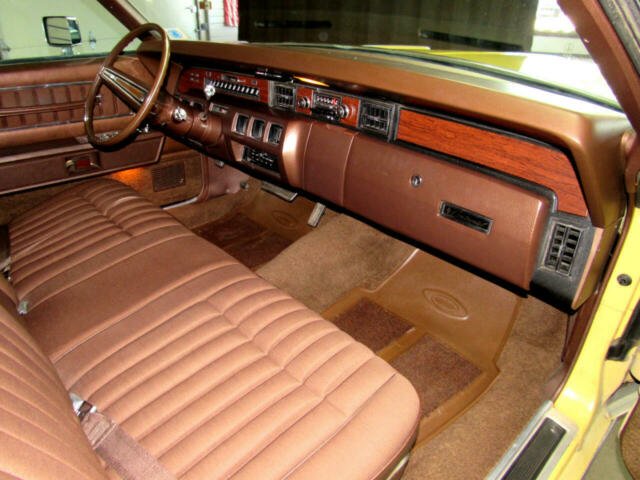 Lincoln Continental 1972 image number 22