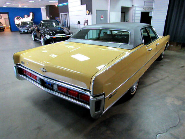 Lincoln Continental 1972 image number 28