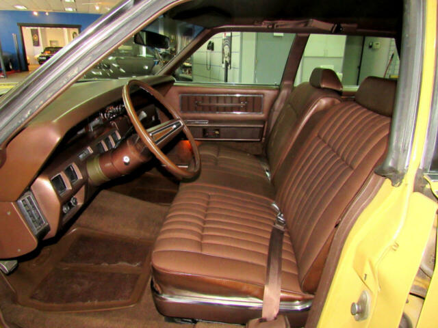 Lincoln Continental 1972 image number 31