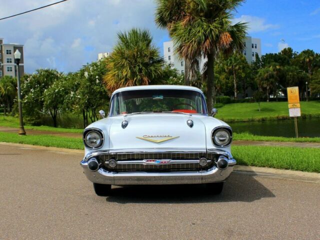 Chevrolet Bel Air/150/210 1957 image number 20