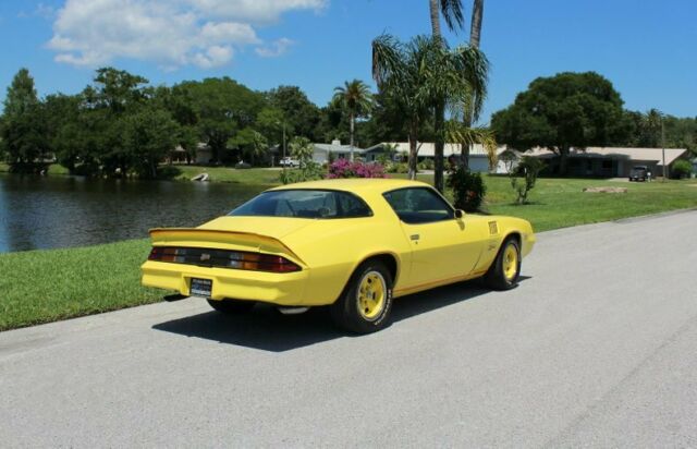 Chevrolet Camaro 1978 image number 17