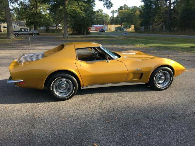 Chevrolet Corvette 1973 image number 17