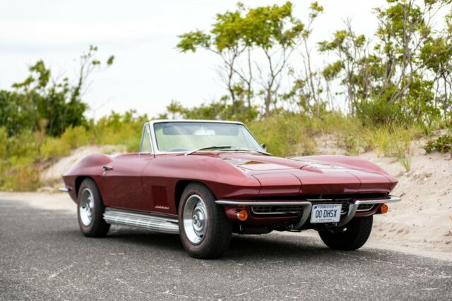 Chevrolet Corvette 1967 image number 28