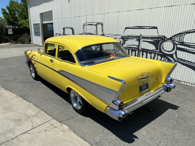 Chevrolet Bel Air/150/210 1957 image number 29