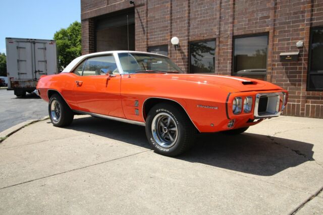 Pontiac Firebird 1969 image number 28