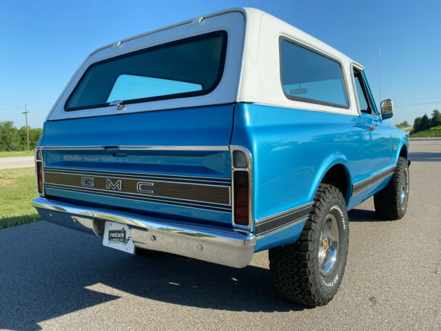 GMC Jimmy 1970 image number 31