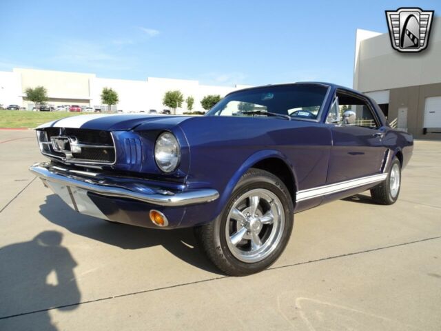 Ford Mustang 1965 image number 28