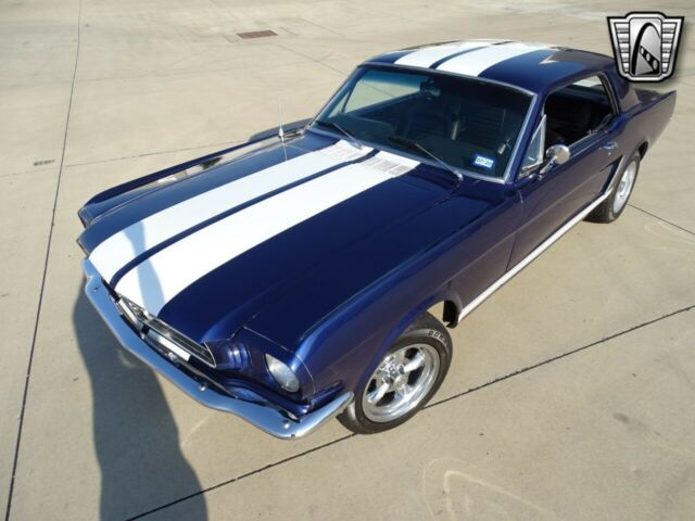 Ford Mustang 1965 image number 29