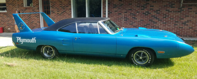 Plymouth Road Runner 1970 image number 2