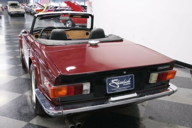 Triumph TR-6 1972 image number 34