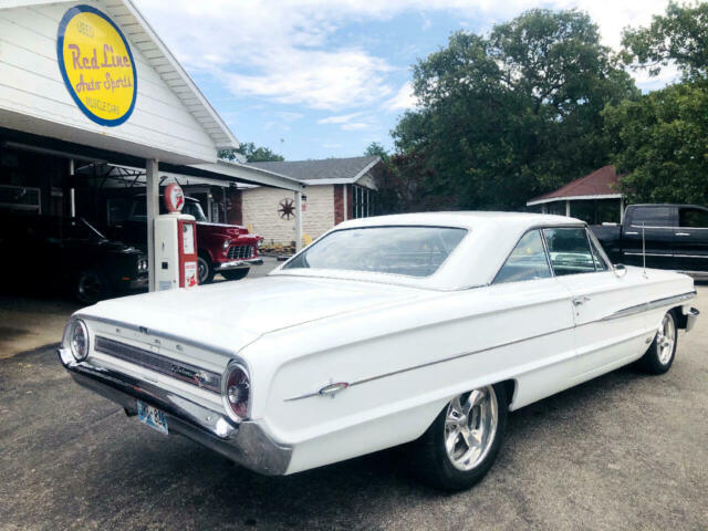 Ford Galaxie 500/XL 1964 image number 7