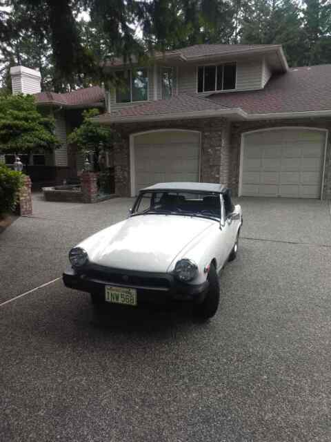 MG Midget 1500 1979 image number 22