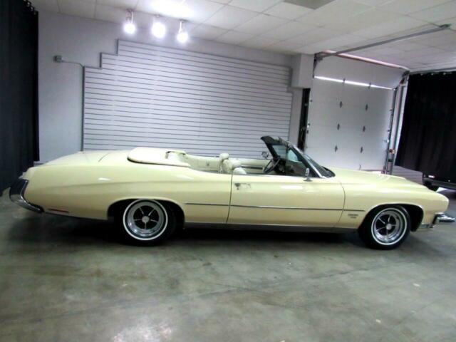 Buick Centurion 1973 image number 26