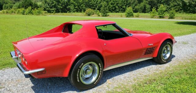 Chevrolet Corvette 1971 image number 27