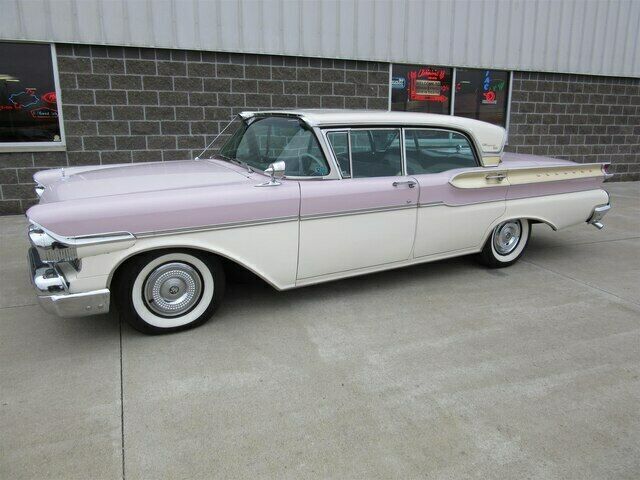 Mercury Turnpike Cruiser 1957 image number 32