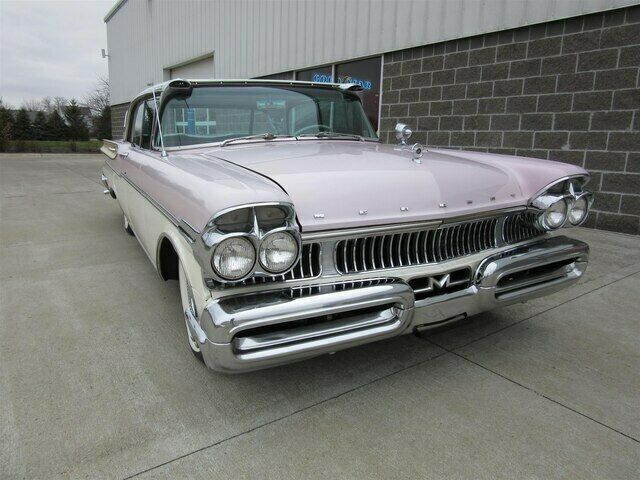 Mercury Turnpike Cruiser 1957 image number 4