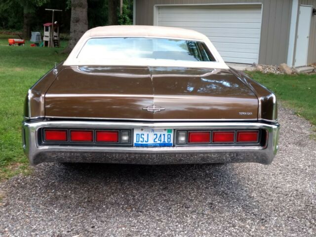 Lincoln Continental 1973 image number 20