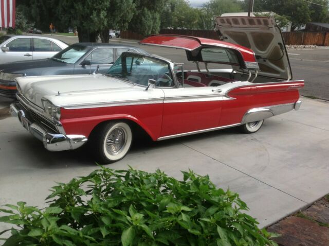 Ford Fairlane 1959 image number 1