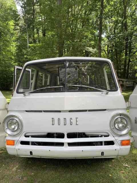 Dodge Van 1966 image number 30