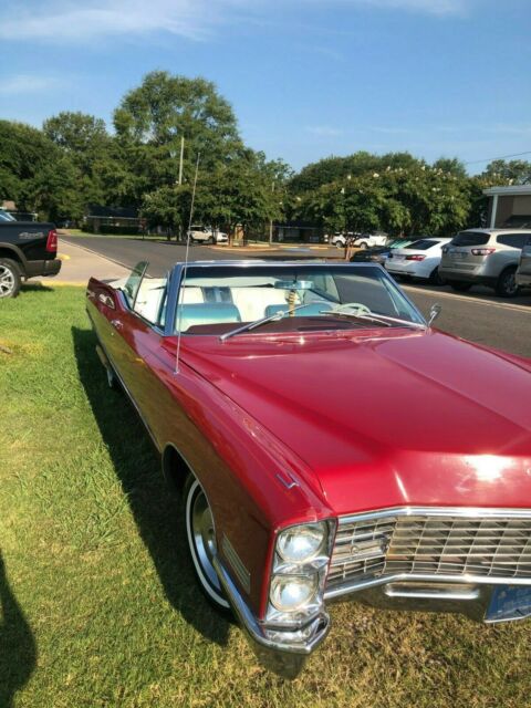 Cadillac DeVille 1967 image number 17