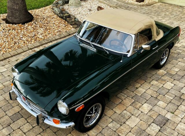 MG MGB 1978 image number 3