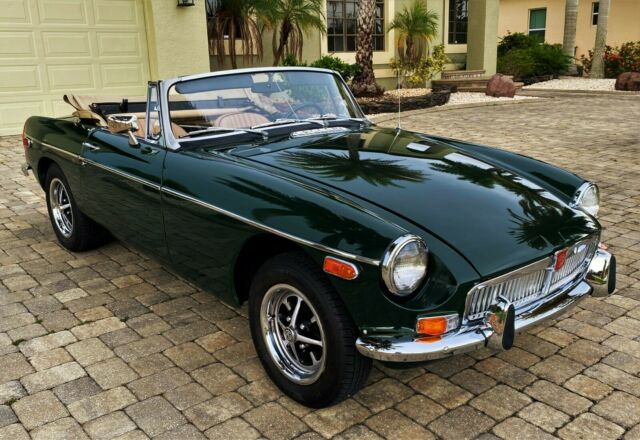 MG MGB 1978 image number 32