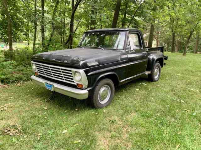 Ford F100 1967 image number 2