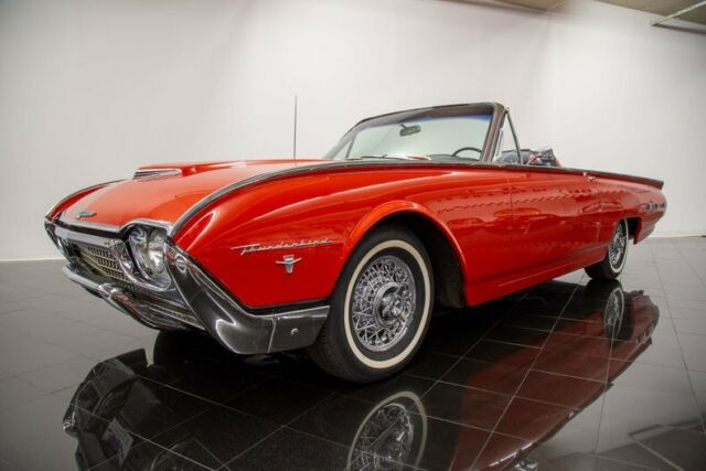 Ford Thunderbird 1962 image number 18