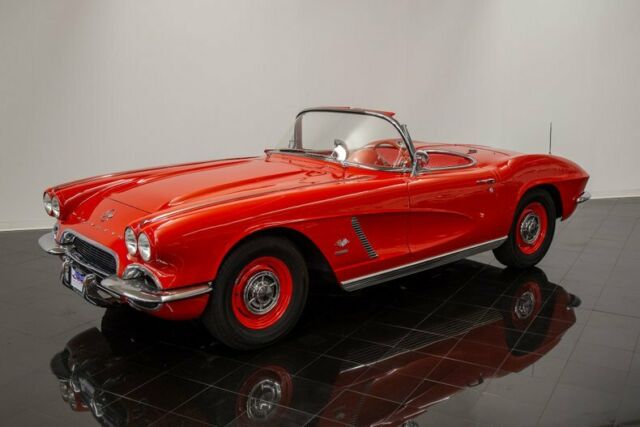 Chevrolet Corvette 1962 image number 10