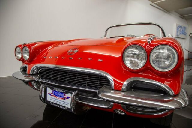 Chevrolet Corvette 1962 image number 21