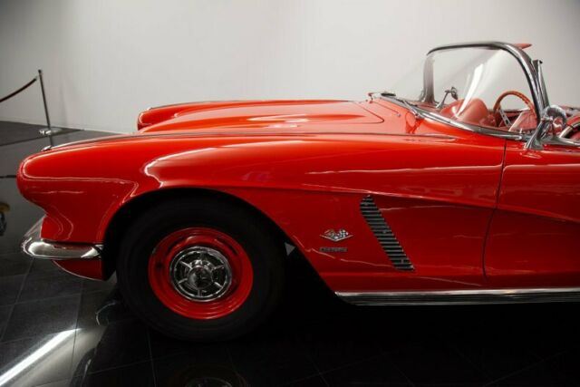 Chevrolet Corvette 1962 image number 36