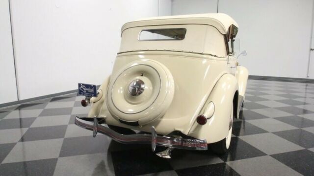 Ford Phaeton 1936 image number 12