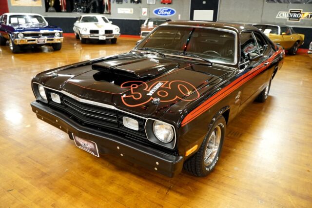 Plymouth Duster 1973 image number 1