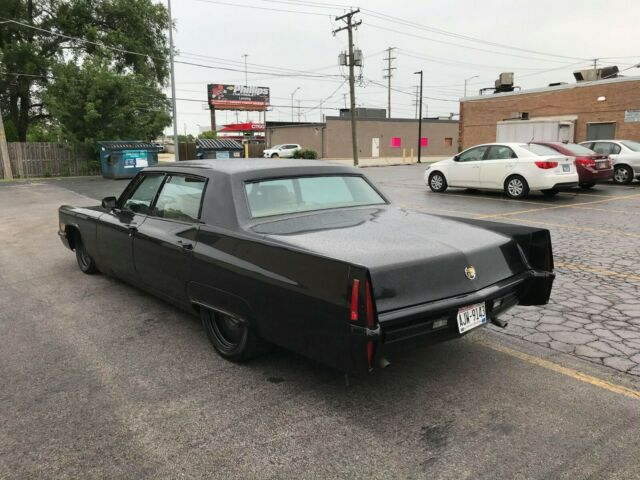 Cadillac Fleetwood 1970 image number 12